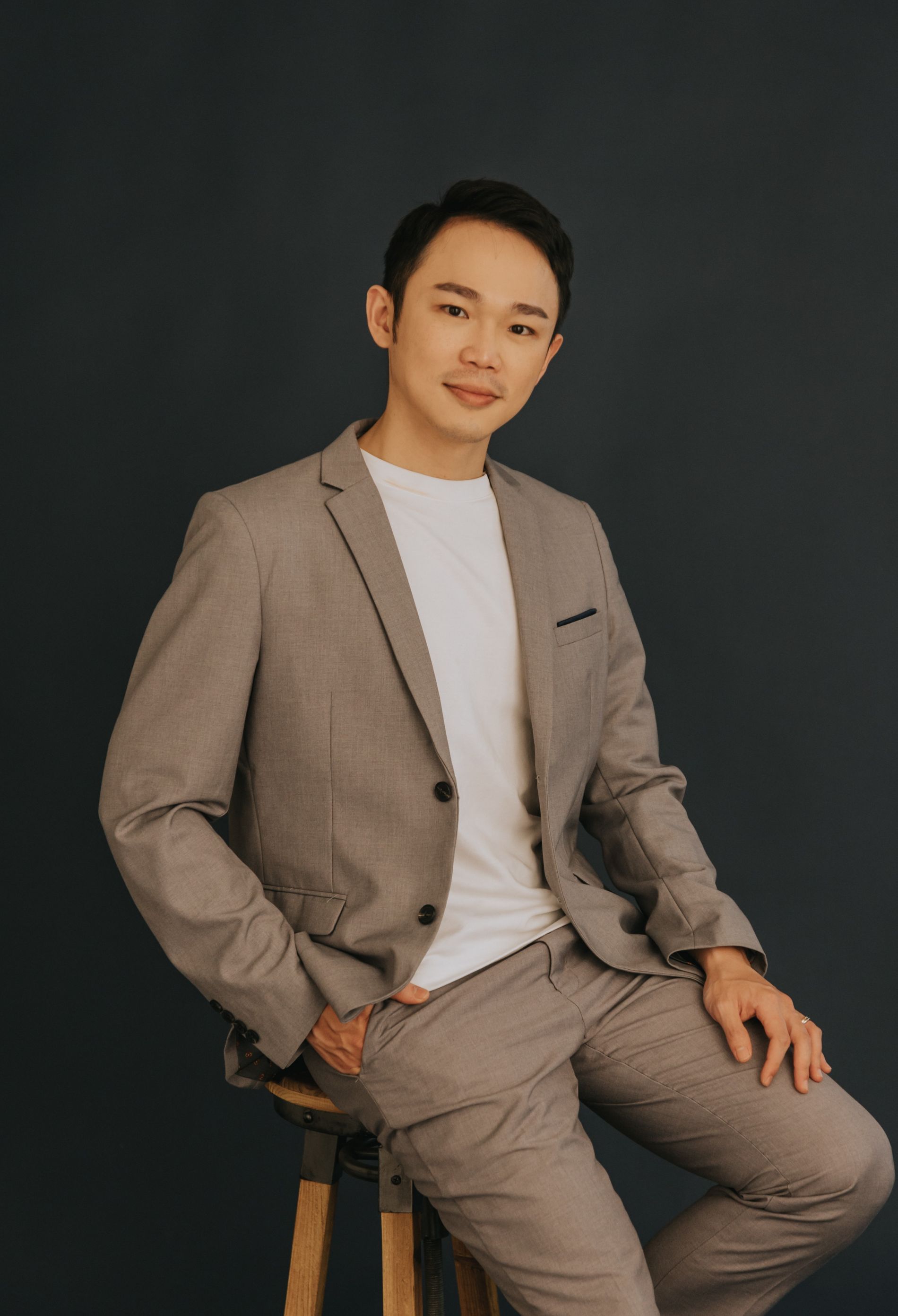 Wen-Jian Huang